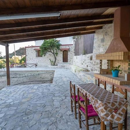 Villa Tzaniana Apomarma المظهر الخارجي الصورة