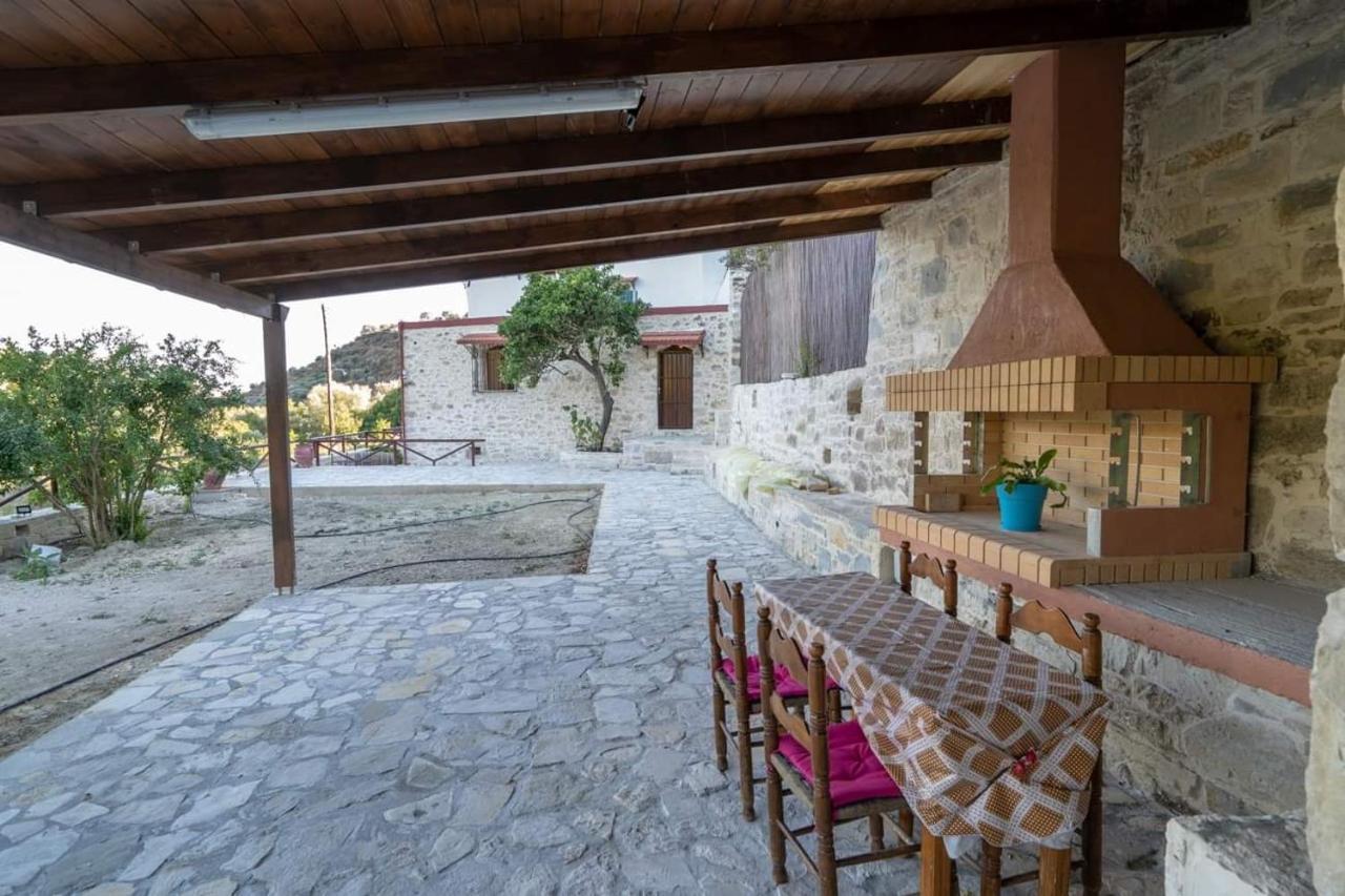 Villa Tzaniana Apomarma المظهر الخارجي الصورة